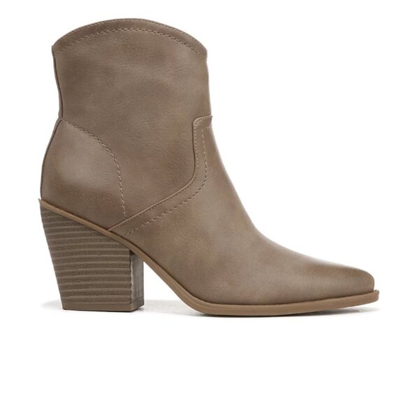 Naturalizer Harding Western Bootie (WIDE) - Picture 13 of 13